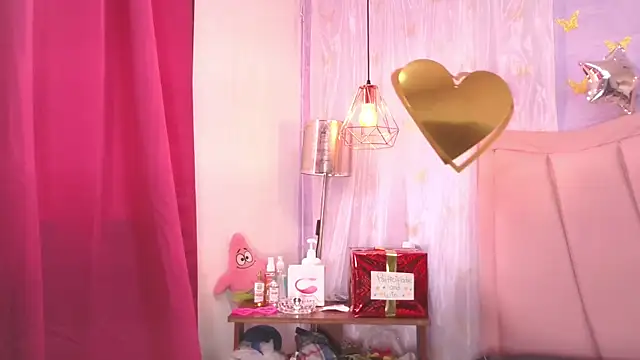 Snapshot of liz7skinny chatting on February 25, 2026, 9:36 pm liz7skinny online show from February 25, 2026, 9:36 pm