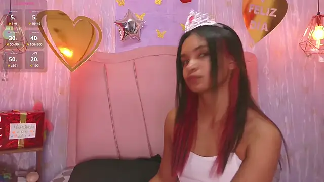 Snapshot of liz7skinny chatting on February 21, 2026, 9:28 pm liz7skinny online show from February 21, 2026, 9:28 pm