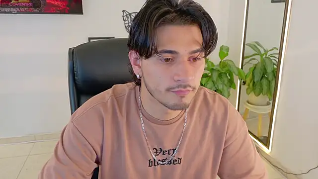 Elian savoy online show from November 24, 2025, 11:49 pm