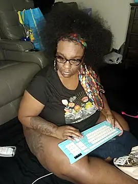 Thickkemzz41 online show from May 13, 2026, 9:38 am