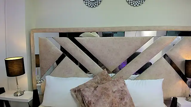 ximena vasquez8 online show from February 3, 2026, 3:15 am