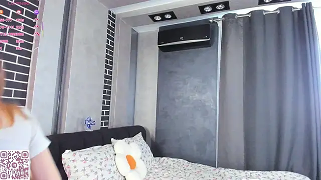 Snapshot of ElvinaRose chatting on September 25, 2025, 3:34 am ElvinaRose online show from September 25, 2025, 3:34 am