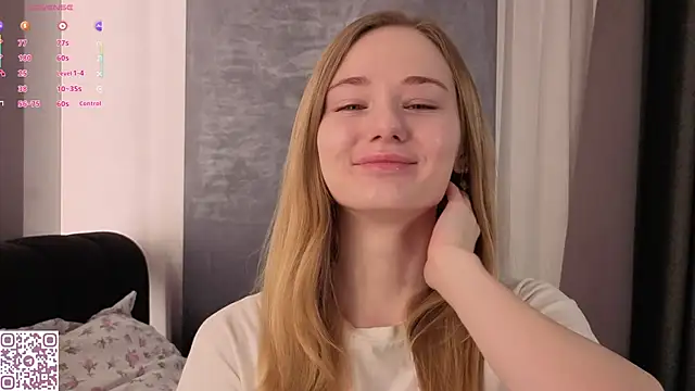 Snapshot of ElvinaRose chatting on November 14, 2025, 2:04 am ElvinaRose online show from November 14, 2025, 2:04 am