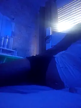 Snapshot of Tannedtattooed69 chatting on September 29, 2025, 6:09 am Tannedtattooed69 online show from September 29, 2025, 6:09 am