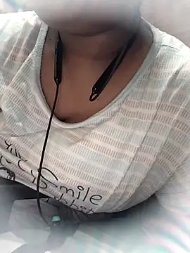 Snapshot of Cute_Amiya chatting on September 14, 2025, 7:47 pm Cute Amiya online show from September 14, 2025, 7:47 pm