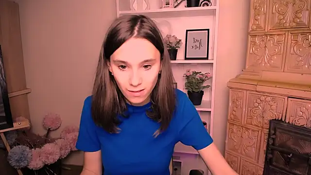 Snapshot of RosaRay_ chatting on June 2, 2026, 6:02 am RosaRay online show from June 2, 2026, 6:02 am