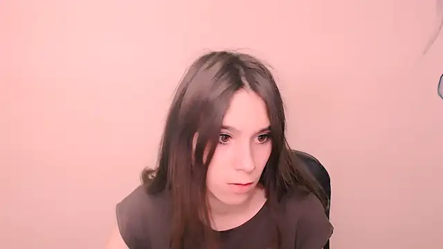 Snapshot of RosaRay_ chatting on October 28, 2025, 7:29 am RosaRay online show from October 28, 2025, 7:29 am