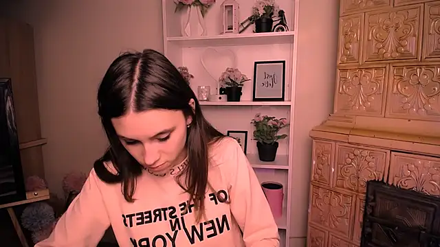 Snapshot of RosaRay_ chatting on April 22, 2026, 6:20 am RosaRay online show from April 22, 2026, 6:20 am