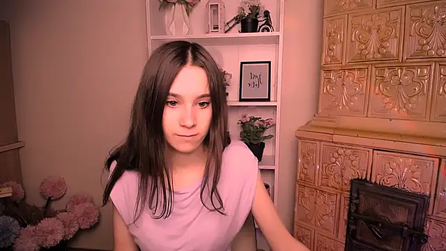 Snapshot of RosaRay_ chatting on May 15, 2026, 6:00 am RosaRay online show from May 15, 2026, 6:00 am