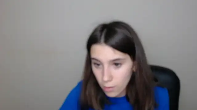 Snapshot of RosaRay_ chatting on September 9, 2025, 6:45 am RosaRay online show from September 9, 2025, 6:45 am