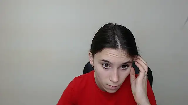 Snapshot of RosaRay_ chatting on September 23, 2025, 6:31 am RosaRay online show from September 23, 2025, 6:31 am