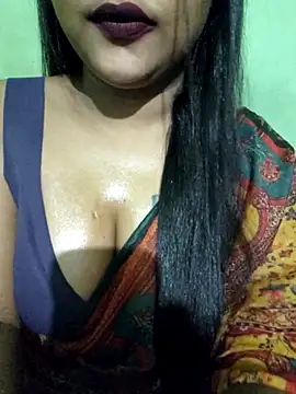 Snapshot of JIYA-04 chatting on September 19, 2025, 1:04 pm JIYA-04 online show from September 19, 2025, 1:04 pm