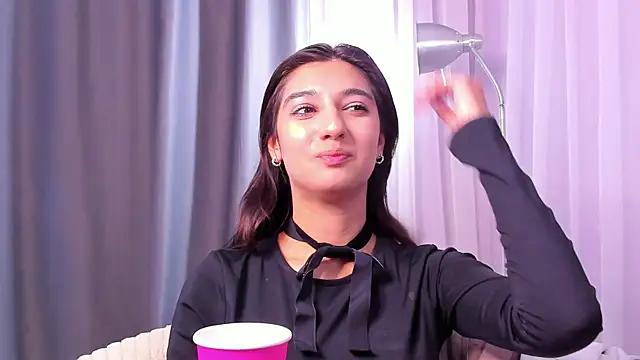 Snapshot of Elfy_Rare_ chatting on October 12, 2025, 2:40 pm Elfy Rare online show from October 12, 2025, 2:40 pm