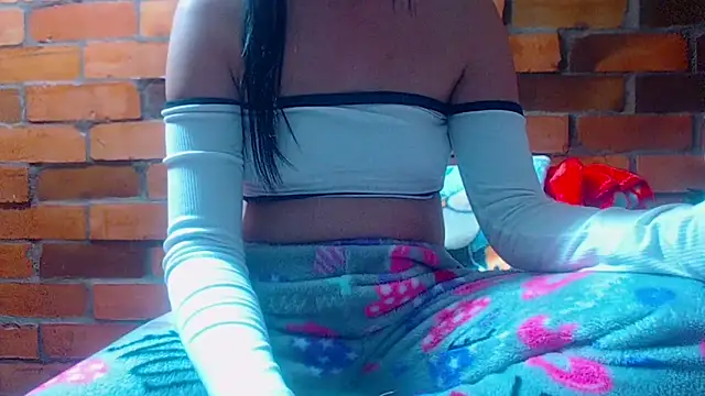 Snapshot of sabrina_v_ chatting on September 12, 2025, 2:23 am sabrina v online show from September 12, 2025, 2:23 am