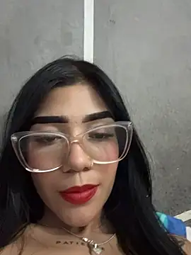 Snapshot of ElaRose_12 chatting on April 3, 2026, 6:47 pm ElaRose 12 online show from April 3, 2026, 6:47 pm