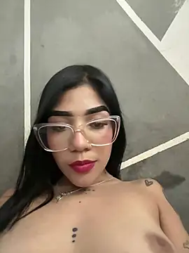 Snapshot of ElaRose_12 chatting on April 1, 2026, 9:45 pm ElaRose 12 online show from April 1, 2026, 9:45 pm