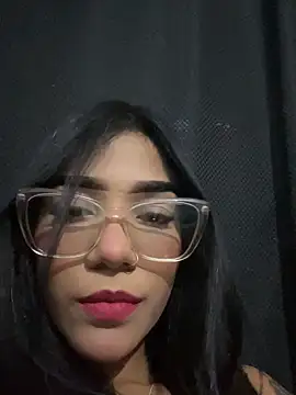 Snapshot of ElaRose_12 chatting on March 13, 2026, 9:53 pm ElaRose 12 online show from March 13, 2026, 9:53 pm