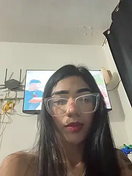 Snapshot of ElaRose_12 chatting on April 7, 2026, 5:48 pm ElaRose 12 online show from April 7, 2026, 5:48 pm