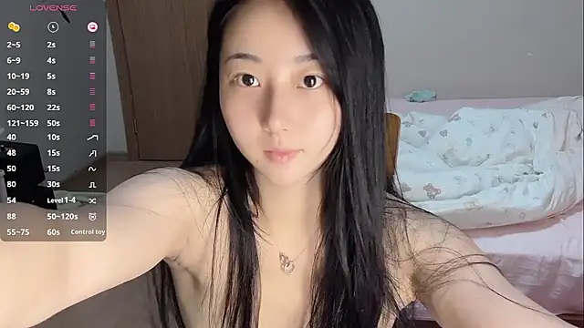 kexin-xin online show from September 22, 2025, 4:02 pm