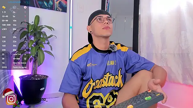 jhosepMoreno online show from November 29, 2025, 4:07 pm