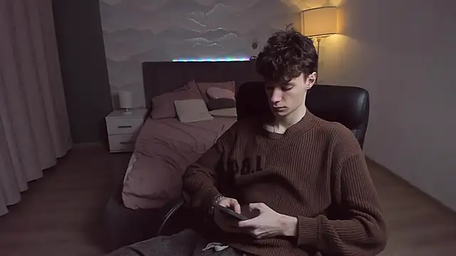 Snapshot of Edvard_Blare chatting on October 25, 2025, 4:40 pm Edvard Blare online show from October 25, 2025, 4:40 pm