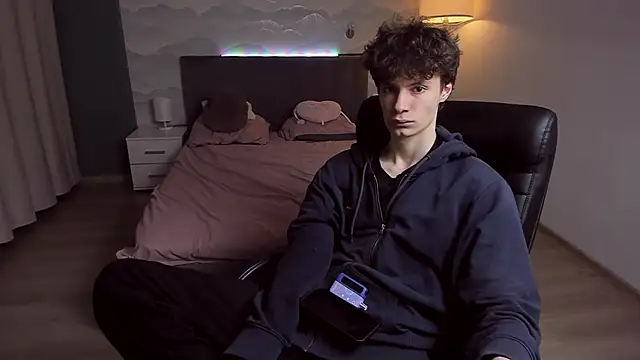 Snapshot of Edvard_Blare chatting on November 27, 2025, 4:51 pm Edvard Blare online show from November 27, 2025, 4:51 pm