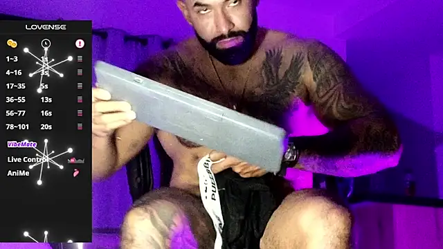 Max-prada online show from February 10, 2026, 2:54 am