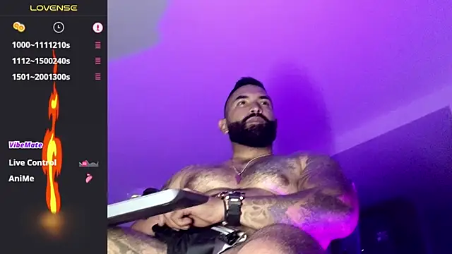 Max-prada online show from May 28, 2026, 3:03 am