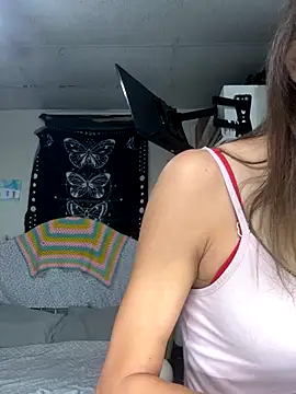 Snapshot of Candy_Shower chatting on September 20, 2025, 5:51 pm Candy Shower online show from September 20, 2025, 5:51 pm