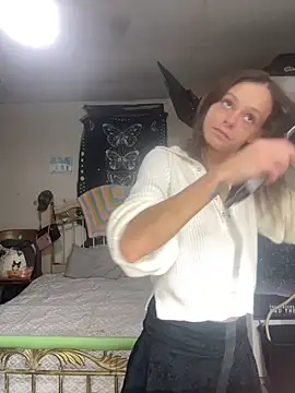 Snapshot of Candy_Shower chatting on October 5, 2025, 6:31 pm Candy Shower online show from October 5, 2025, 6:31 pm