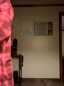 Snapshot of Candy_Shower chatting on October 1, 2025, 3:22 am Candy Shower online show from October 1, 2025, 3:22 am