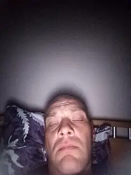 Snapshot of ToughDraft14 chatting on November 21, 2025, 5:56 pm ToughDraft14 online show from November 21, 2025, 5:56 pm