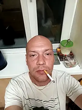 Snapshot of ToughDraft14 chatting on October 12, 2025, 8:32 pm ToughDraft14 online show from October 12, 2025, 8:32 pm