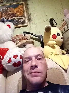 Snapshot of ToughDraft14 chatting on April 7, 2026, 4:53 pm ToughDraft14 online show from April 7, 2026, 4:53 pm