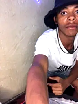 Tetrete online show from November 22, 2025, 10:30 pm