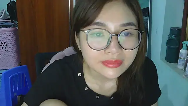 Uhem112 online show from September 18, 2025, 1:03 pm