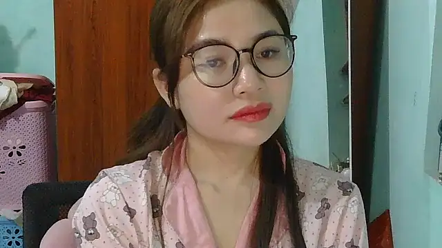 Uhem112 online show from October 29, 2025, 12:48 pm