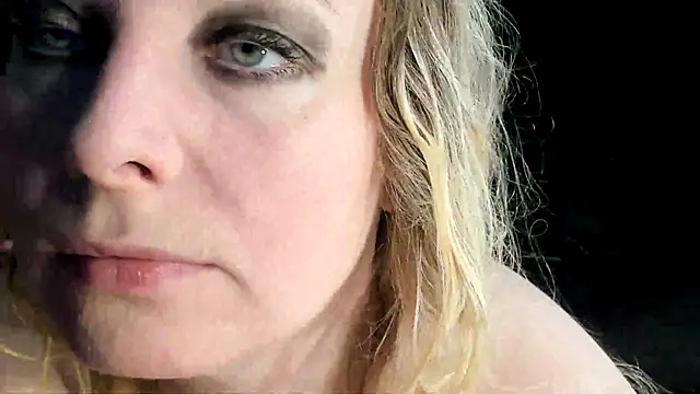 Snapshot of Naughty__Slave chatting on March 8, 2025, 9:06 am Naughty Slave online show from March 8, 2025, 9:06 am