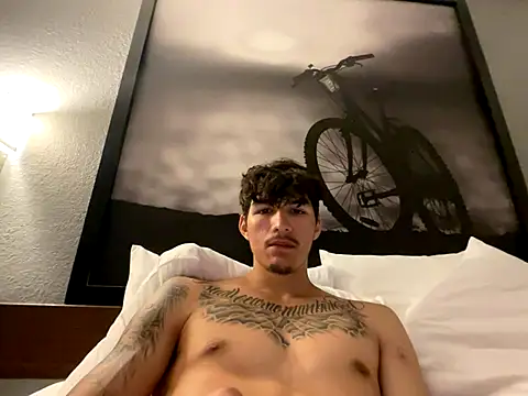 Snapshot of funbigdickk chatting on October 10, 2025, 9:10 am funbigdickk online show from October 10, 2025, 9:10 am