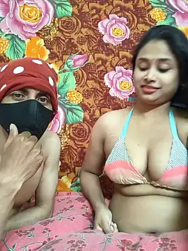 Seducing couple online show from January 16, 2026, 8:40 am