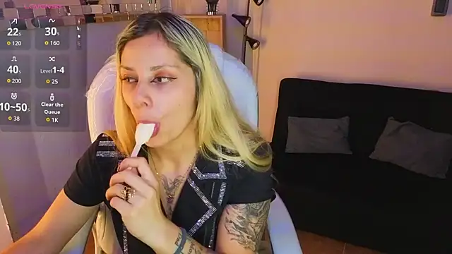 Snapshot of Jennaa_Cooper chatting on February 5, 2026, 10:38 pm Jennaa Cooper online show from February 5, 2026, 10:38 pm