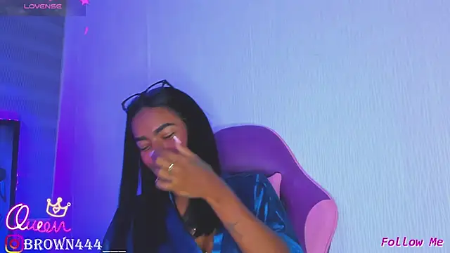 Snapshot of _naomibrown_ chatting on April 8, 2026, 1:07 am naomibrown online show from April 8, 2026, 1:07 am