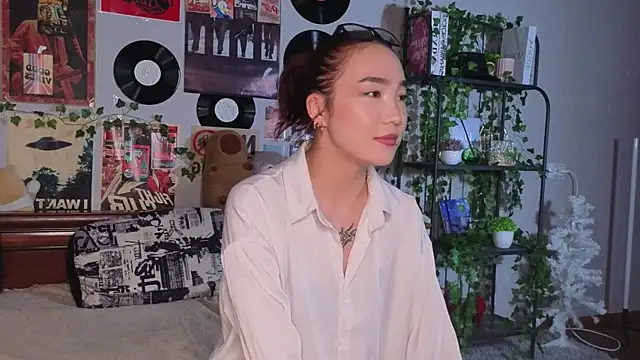 Snapshot of OdetteBiddy chatting on November 8, 2025, 8:34 pm OdetteBiddy online show from November 8, 2025, 8:34 pm