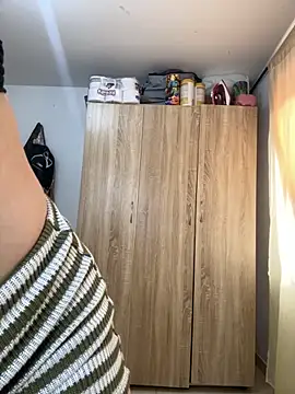 Briana Hottt online show from November 20, 2025, 2:29 pm