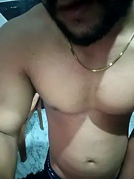 Kartikkartik8595 online show from January 5, 2026, 8:56 pm