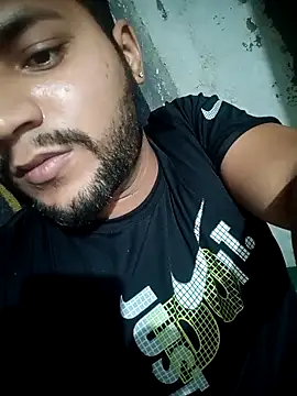 Kartikkartik8595 online show from November 19, 2025, 7:25 pm