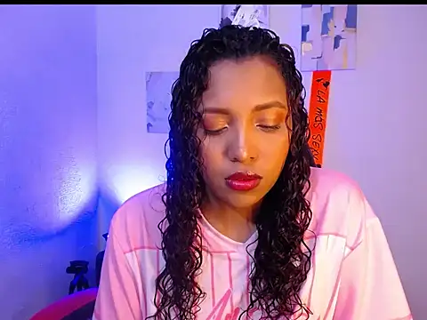 Snapshot of warisg__ chatting on October 5, 2025, 12:18 pm warisg online show from October 5, 2025, 12:18 pm