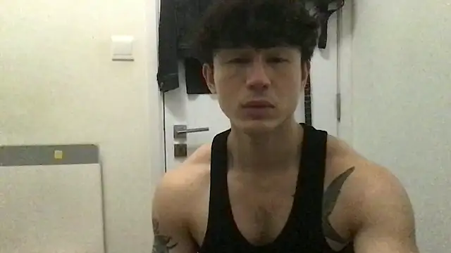Snapshot of natenatejosh chatting on September 10, 2025, 2:05 pm natenatejosh online show from September 10, 2025, 2:05 pm