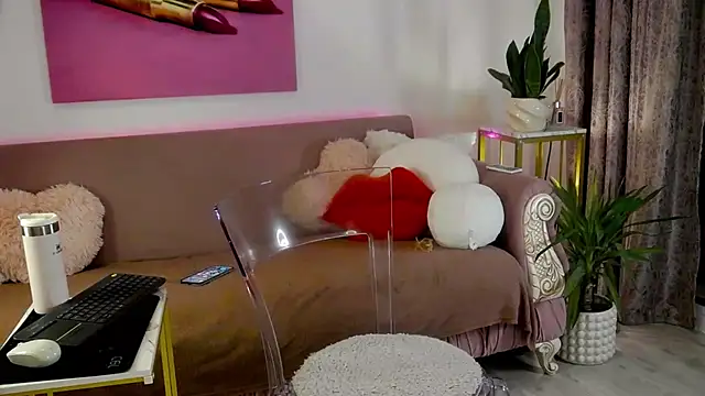 Snapshot of oliviathea chatting on March 20, 2026, 7:04 pm oliviathea online show from March 20, 2026, 7:04 pm