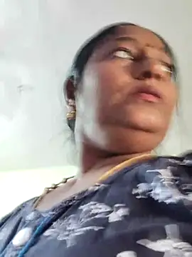 Snapshot of papukurty chatting on April 6, 2026, 4:46 am papukurty online show from April 6, 2026, 4:46 am